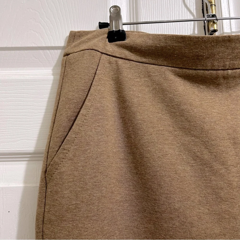 Trina Turk Mid-Length Tan Skirt with Built-in Lining and Pockets, Size 4 EUC